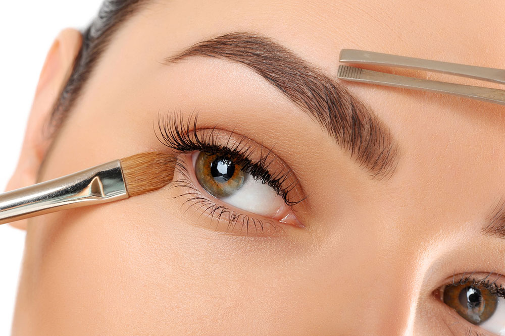 Simple and Stunning Eye Makeup Hacks