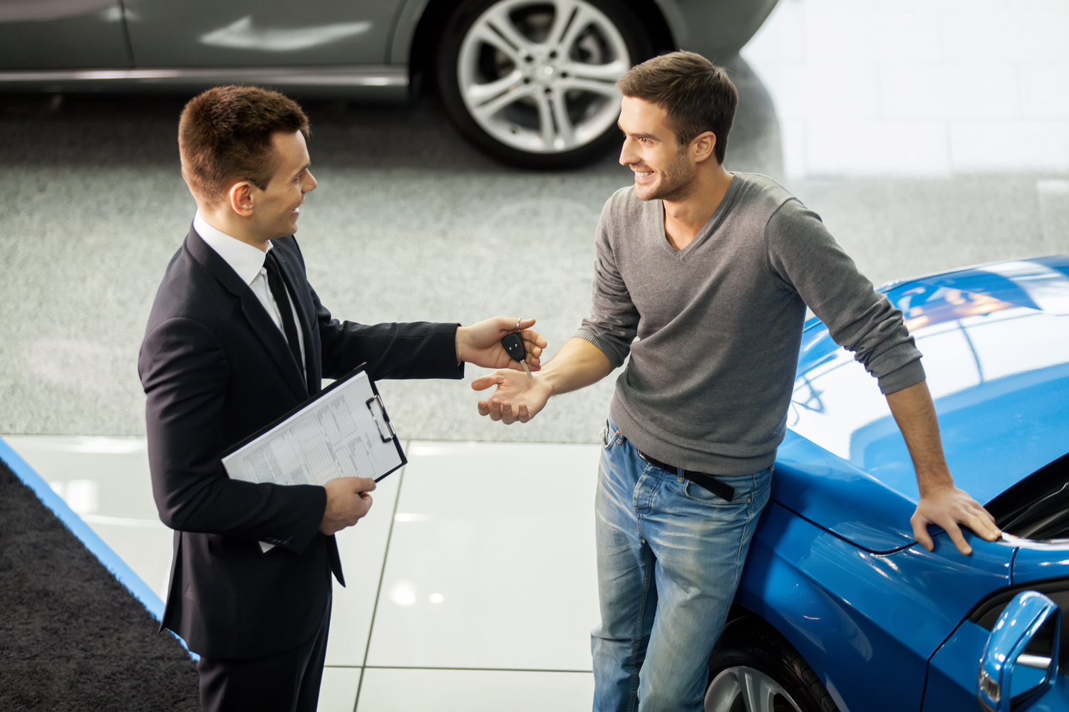 Financing or Leasing a Vehicle &#8211; Which is Better?